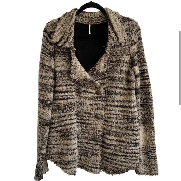 Cute & Cozy! Free People Small Boucle Double Breasted Blazer Cardigan Jacket M - Picture 2 of 9